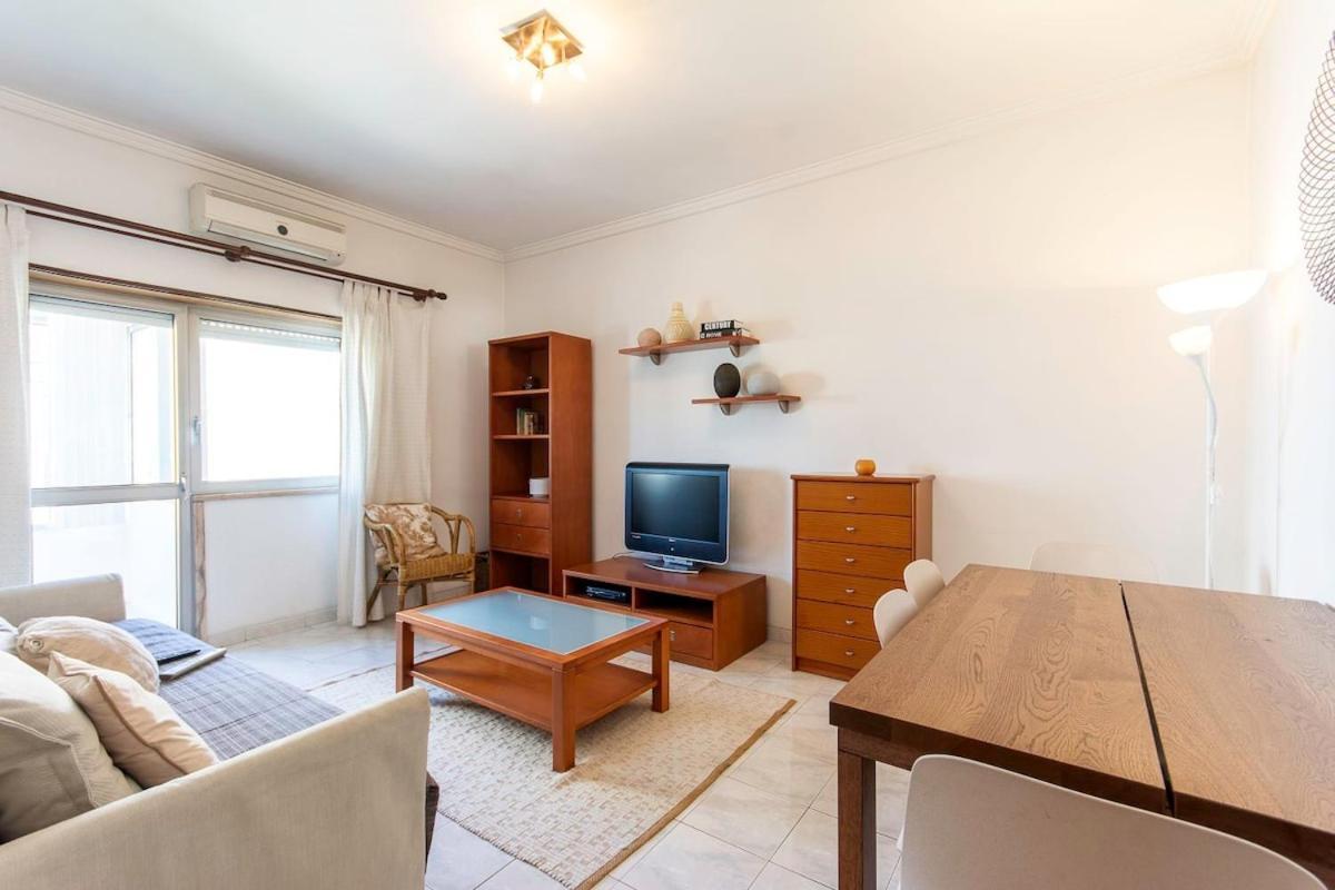 Cozy Peaceful Apartment In Almada By Innkeeper Exterior photo